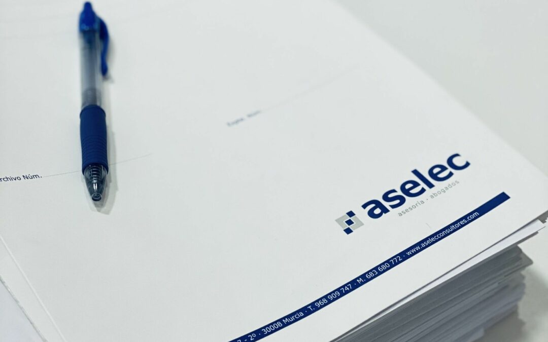 Nombre de ASELEC sobre documentos fiscales, asesoría fiscal en Murcia especializada
